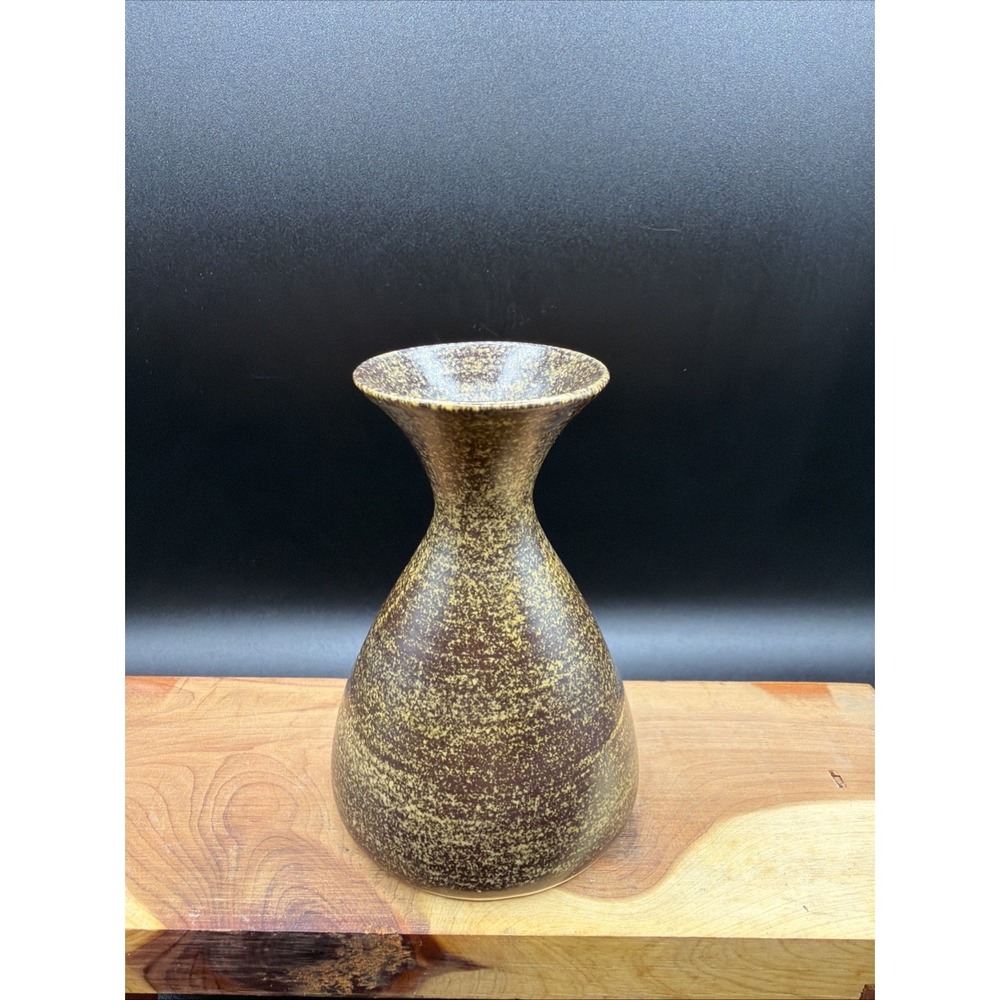 Material Good Little Shirley Vase Lauren Burman House Roast Seattle Pottery